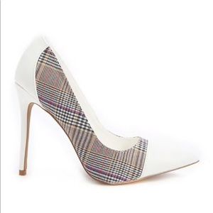 Plaid Pumps